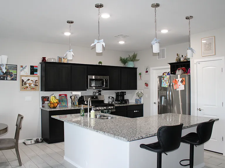 13909 Summer View Ave — Photo 5