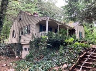 537 Bushy Hill Rd, Simsbury, CT 06070