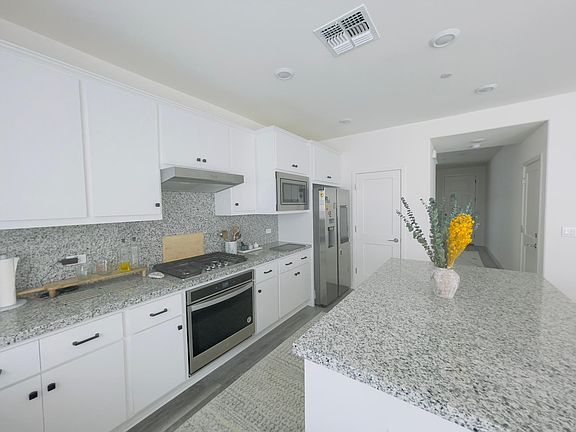 4th image of 3470 Sassafras Way
