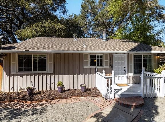 3rd image of 4592 San Jacinto Ave
