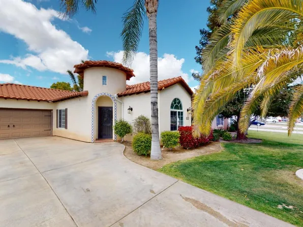 223 Solecita Way, Bakersfield, CA 93314