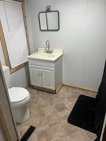 2 bed, 900 sqft, $950 — Photo 2