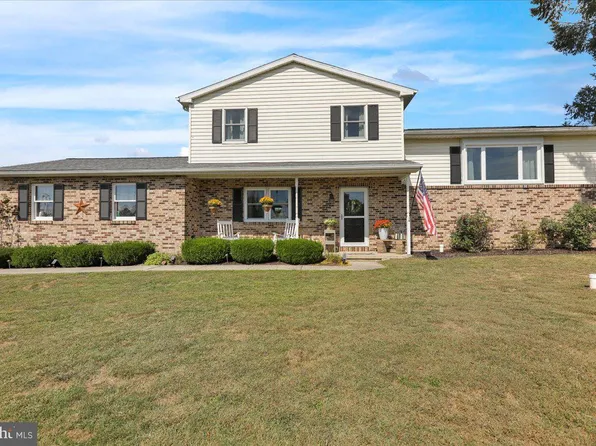 294 Schappell Rd, Hamburg, PA 19526