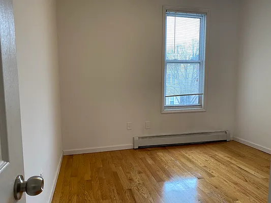 Rented by Corcoran | media 19