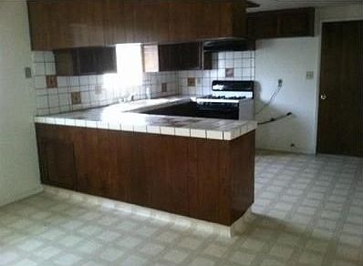 2nd image of 129 Center St