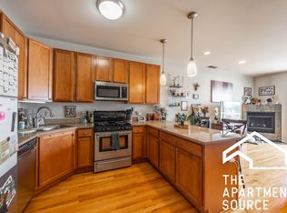 3131 W Logan Blvd APT 3B, Chicago, IL 60647