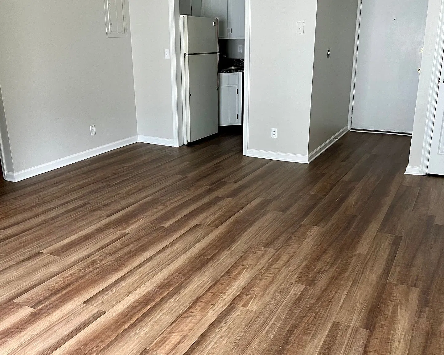 15th Street Apartments Available! — Photo 3
