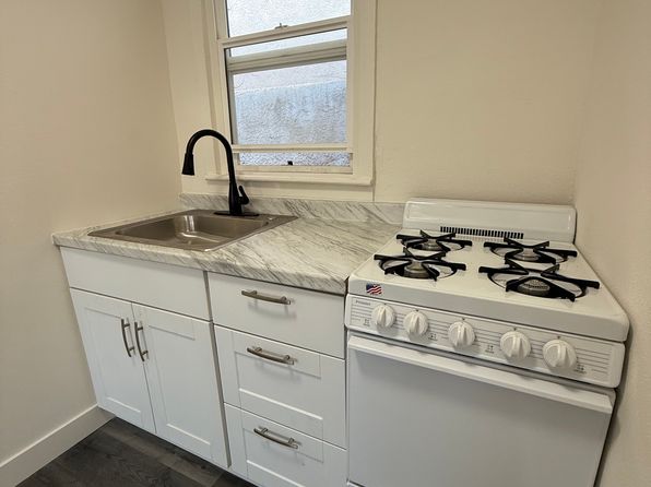 15006 Kingsdale Ave APT 3