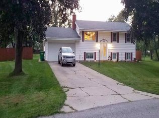 54599 Cornell Dr, Mishawaka, IN 46545