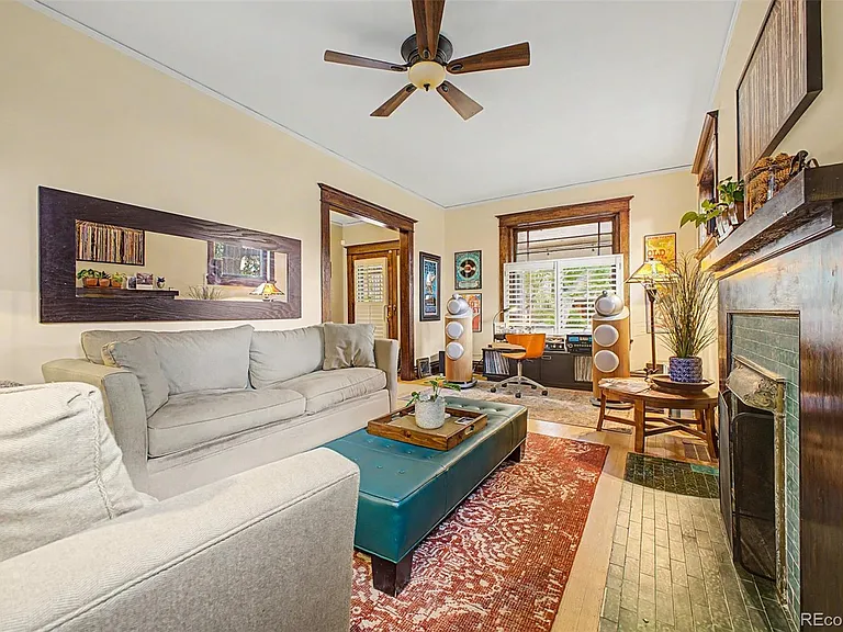 615 N Emerson St — Photo 10