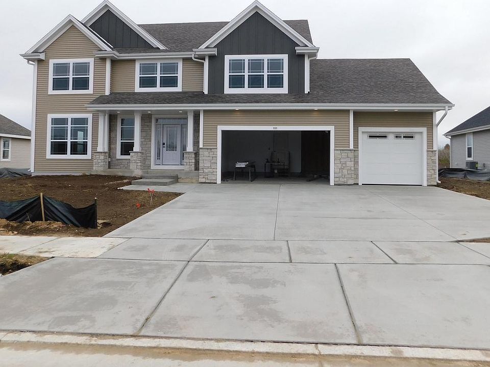1st image of 884 Kohlwey DRIVE