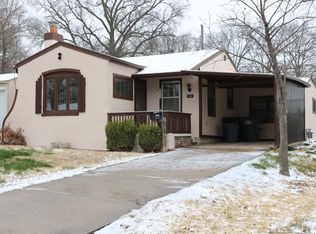 3104 SW Dorr St, Topeka, KS 66604