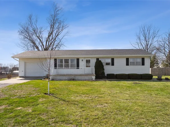 516 9th Ave, Clarence, IA 52216
