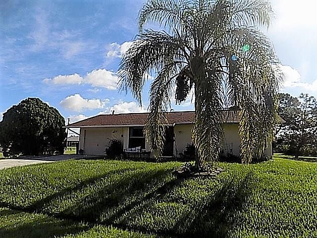 1st image of 1607 SW Sylvester Ln