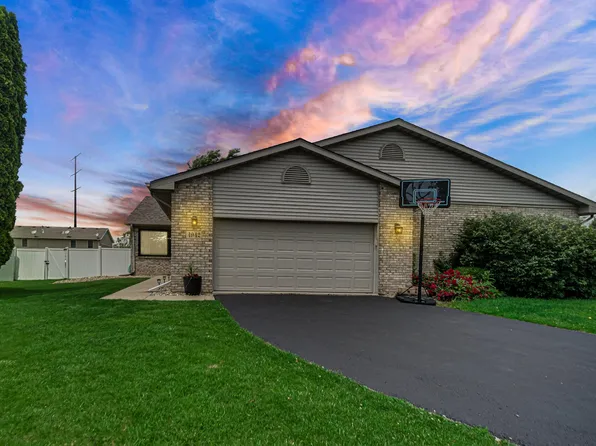 4942 W 93rd Ct, Crown Point, IN 46307