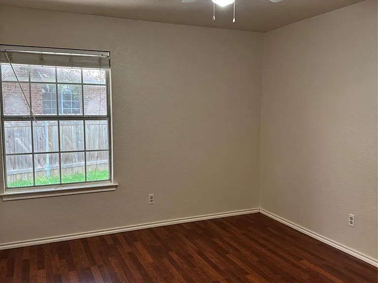 8001 Tallyho Trl — Photo 23
