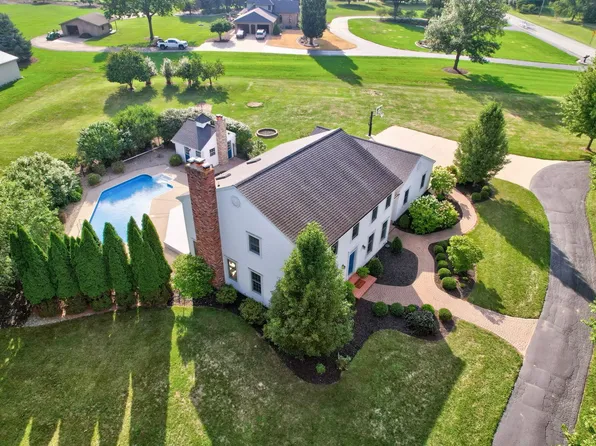 7030 Maple Rd, Frankenmuth, MI 48734
