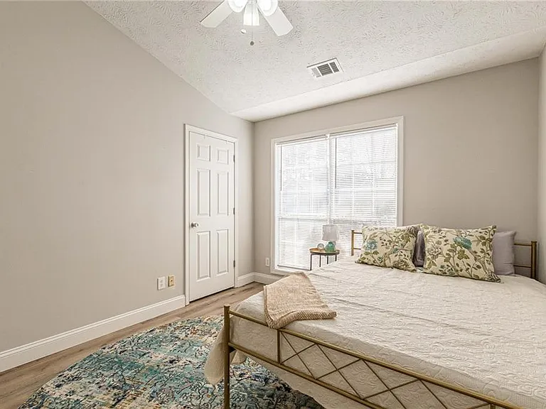3195 Jorden Crest Ct — Photo 28