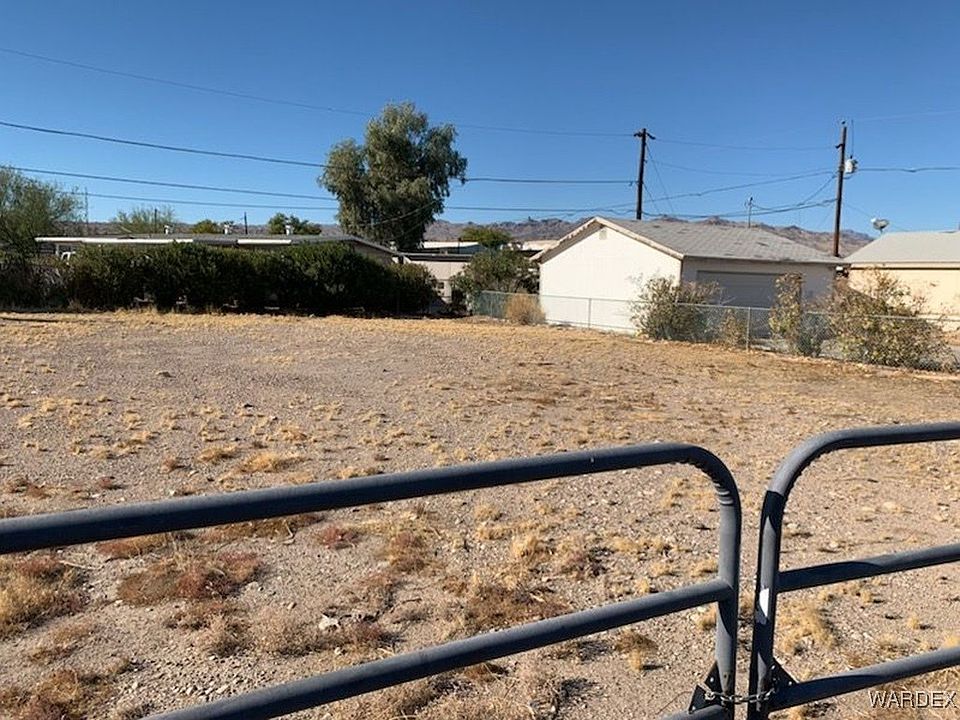 1st image of 2035 Hualapai Drive