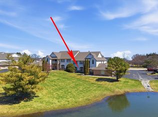 811 Cheyenne AVENUE #G, Grafton, WI