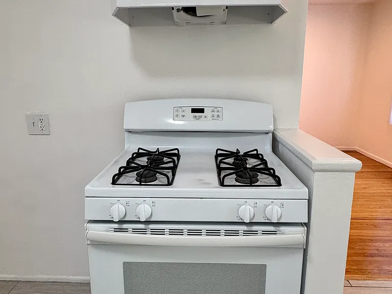 The Radford — Photo 18