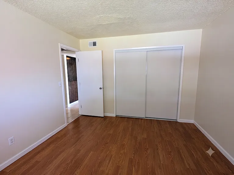 7462 Della Cir — Photo 12