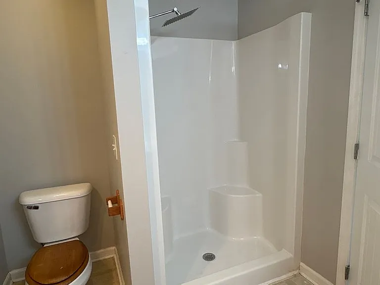 479 Indian Springs Cir — Photo 14