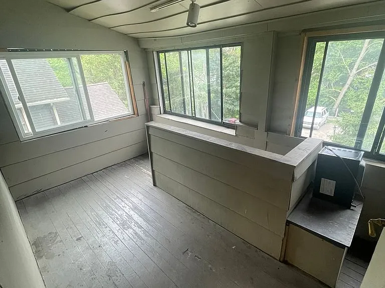 544 S 5th Ave — Photo 14