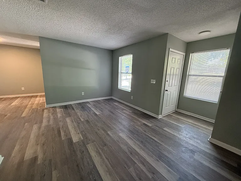 1725 Kathleen Dr #B — Photo 4