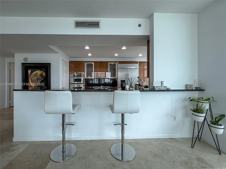 1819 SE 17th St #711 — Photo 5