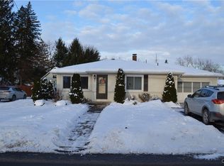 409 Cosby Rd, Utica, NY 13502