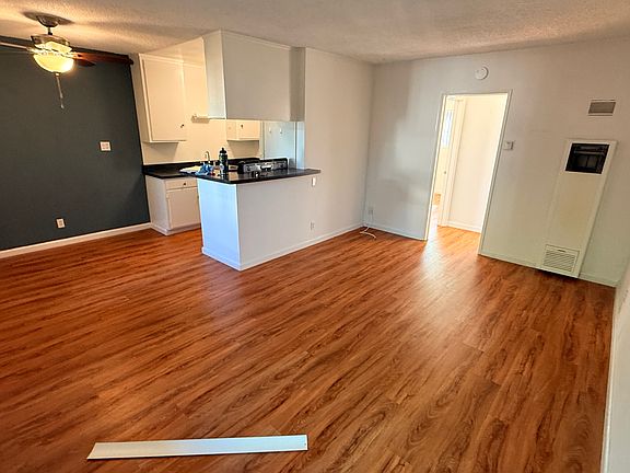 3rd image of 4635 N Bellflower Blvd #6
