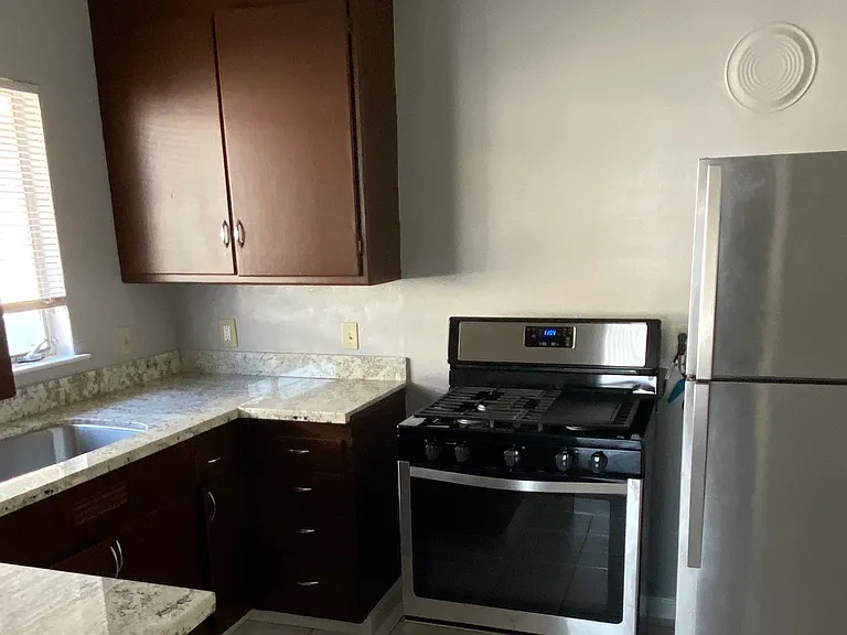 6518 Outlook Ave #4 — Photo 6