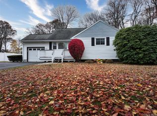 3763 Briarhill Street, Mohegan Lake, NY 10547