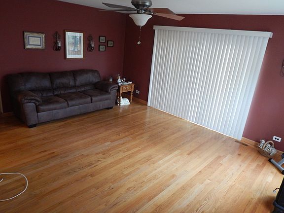 4th image of 20165 S Fairwood Ct #205