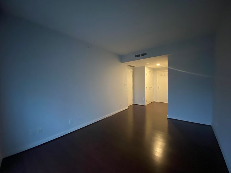Vancouver Apartment for rent - 2 Bedrooms — photo 17