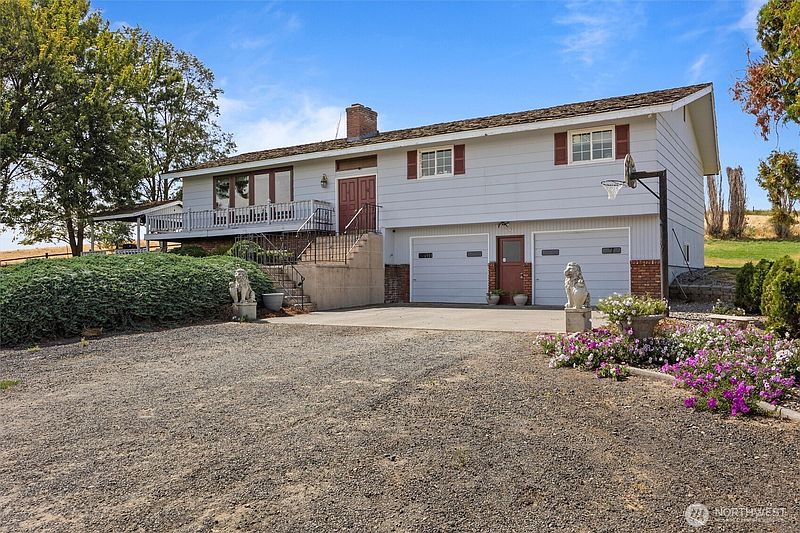 2nd image of 697 Conrad Road