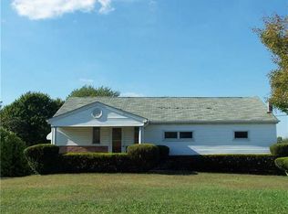 127 Holt Rd, Aliquippa, PA 15001