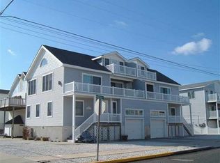102 68th St #W, Sea Isle City, NJ 08243