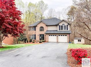117 Breezewood Rd, Collinsville, VA 24078