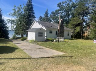 2881 Cedar St, Lewiston, MI 49756