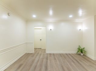 6319 Cedros Ave #1, Van Nuys, CA 91411