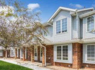 356 Westside Dr, Iowa City, IA 52246