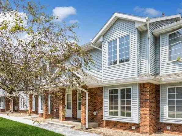 356 Westside Dr, Iowa City, IA 52246