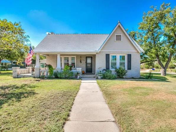 721 W Washington Dr, San Angelo, TX 76903