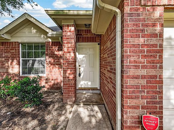 3rd image of 5819 Creektrace Ln