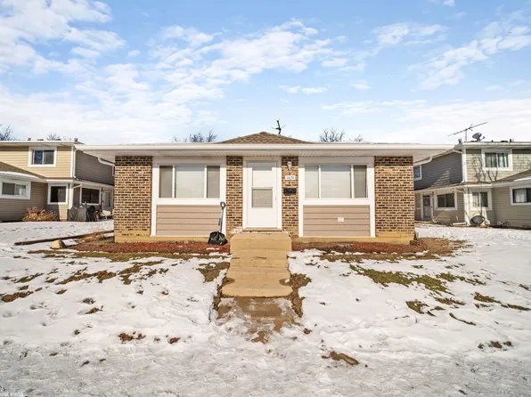 1424 Bear Flag Dr #1424, Hanover Park, IL 60133