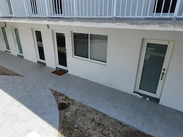 1719 Wiley St #2 — Photo 27