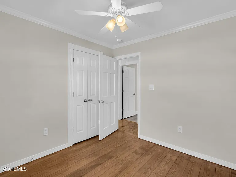 101 Clearwater Dr — Photo 23