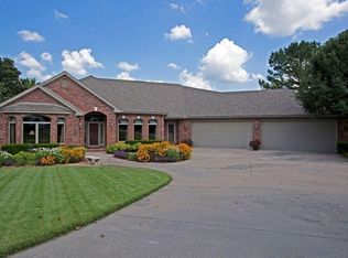 9 McKenzie Ln, Bella Vista, AR 72715
